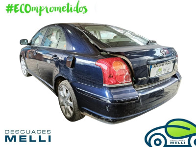 TOYOTA AVENSIS BERLINA (T25)