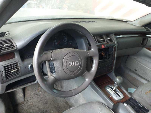  AUDI A8 (D2) 