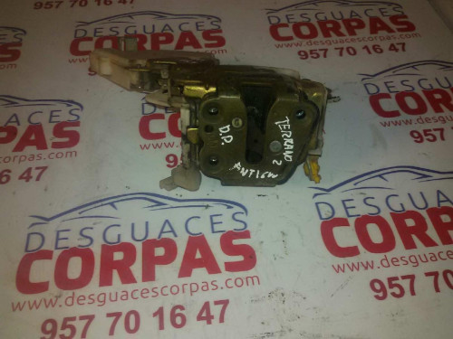 CERRADURA PUERTA DELANTERA DERECHA Nissan TERRANO II (R20) 