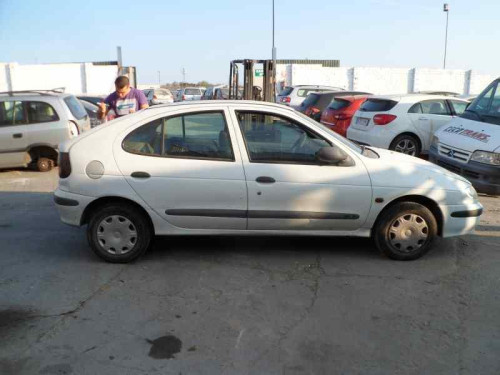  RENAULT MEGANE I BERL./ BERL. CON PORTÓN (BA0) 