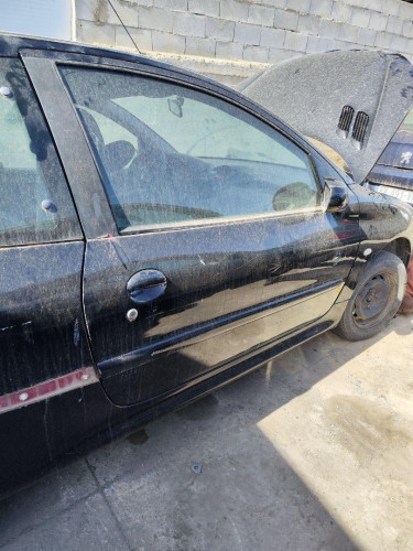 PUERTA DELANTERA DERECHA PEUGEOT 206 