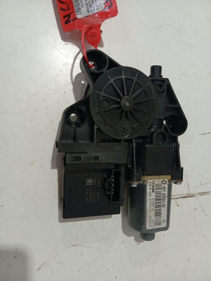 MOTOR ELEVALUNAS DELANTERO DERECHO, RENAULT, MEGANE III BERLINA 5P