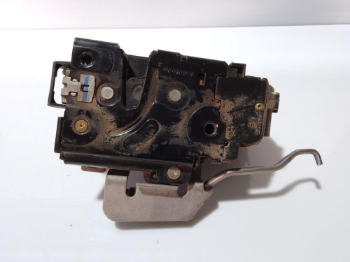 CERRADURA PUERTA DELANTERA DERECHA AUDI A6 AVANT (4B5) 
