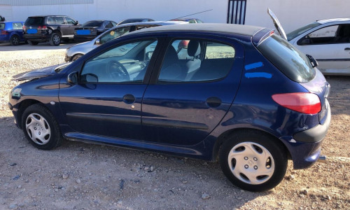 PEUGEOT 206 — автомобиль-донор на запчасти 