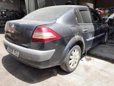 RENAULT MEGANE II CLASSIC BERLINA