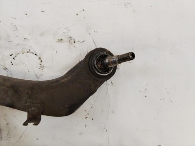 BRAZO SUSPENSION INFERIOR DELANTERO IZQUIERDO