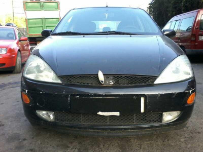 FORD FOCUS BERLINA (CAK)