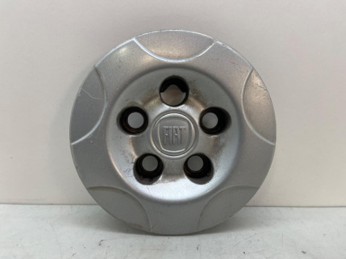 TAPACUBOS FIAT III FIORINO (225) 