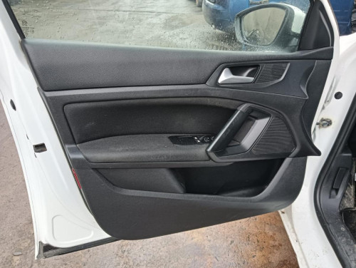 PEUGEOT 308 — автомобиль-донор на запчасти 