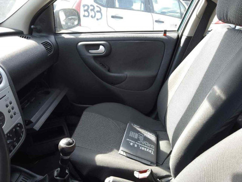 OPEL CORSA C — vehículo donante para recambios 