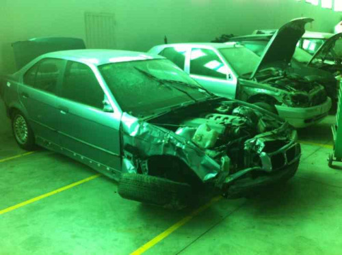 BMW SERIE 3 BERLINA (E36) — vehículo donante para recambios 