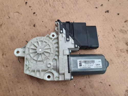  MOTOR ELEVALUNAS TRASERO DERECHO 
