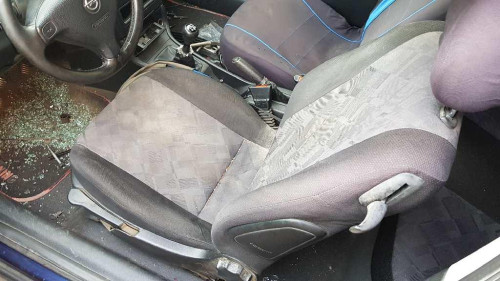 OPEL ASTRA G BERLINA — vehículo donante para recambios 