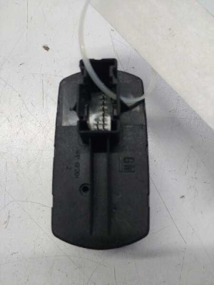 MANDO ELEVALUNAS DELANTERO IZQUIERDO, OPEL, CORSA D