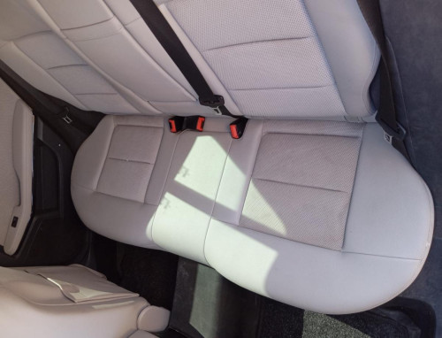 ASIENTOS TRASEROS MERCEDES-BENZ CLASE E (BM 212) FAMILIAR 