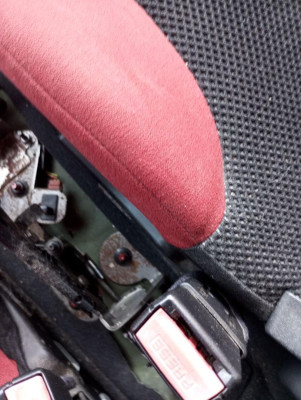PRETENSOR AIRBAG DERECHO