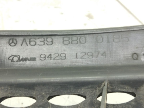 REJILLA DELANTERA Mercedes-Benz VITO FURGÓN (639) 