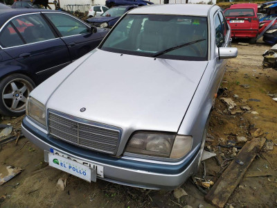 MERCEDES-BENZ CLASE C (BM 202) BERLINA