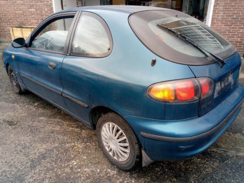  DAEWOO LANOS 