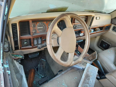 JEEP CHEROKEE (XJ)
