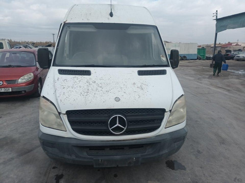  MERCEDES-BENZ SPRINTER II JAMES COOK (906) 