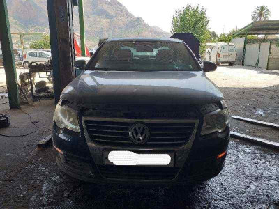 VOLKSWAGEN PASSAT BERLINA (3C2)