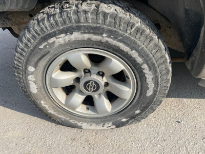 NISSAN PATROL GR (Y61)