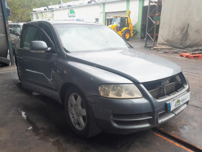 VOLKSWAGEN TOUAREG (7LA)