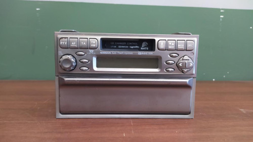 SISTEMA AUDIO / RADIO CD NISSAN X-TRAIL (T30) 