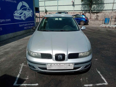 SEAT LEON (1M1)