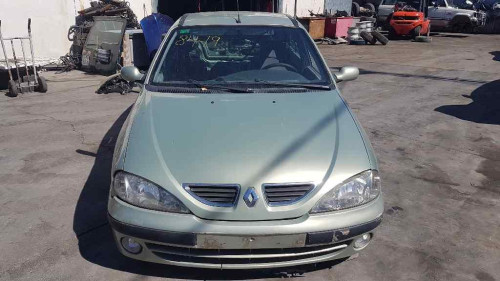RENAULT MEGANE I CLASSIC (LA0) — vehículo donante para recambios 