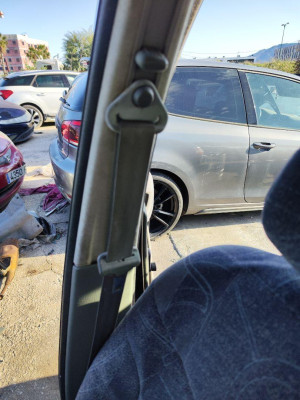 CINTURON SEGURIDAD DELANTERO DERECHO