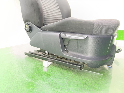 ASIENTO DELANTERO DERECHO Volkswagen POLO V (6R1) 