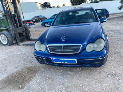 MERCEDES-BENZ CLASE C (BM 203) BERLINA