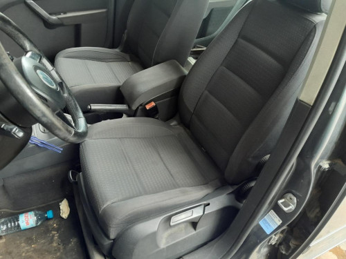  VOLKSWAGEN TOURAN (1T1) 