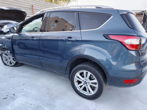 FORD KUGA (CBS) — автомобиль-донор на запчасти 
