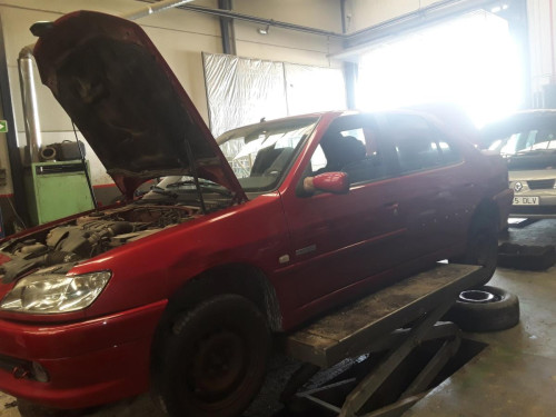 PEUGEOT 306 3/5 PT. / 4 PT. (S2) — vehículo donante para recambios 