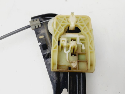 ELEVALUNAS DELANTERO DERECHO Volkswagen PASSAT BERLINA (3G2) 