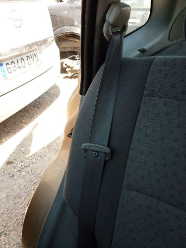 CINTURON SEGURIDAD TRASERO DERECHO KIA RIO (BC) 