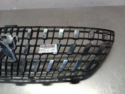  REJILLA DELANTERA PEUGEOT 3008 