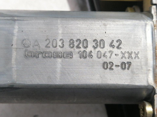  ELEVALUNAS TRASERO DERECHO Mercedes-Benz CLASE C (BM 203) BERLINA 