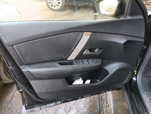 CITROEN C4 BERLINA — автомобиль-донор на запчасти 