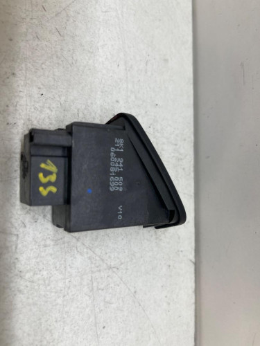 WARNING Audi A4 BERLINA (8K2) 