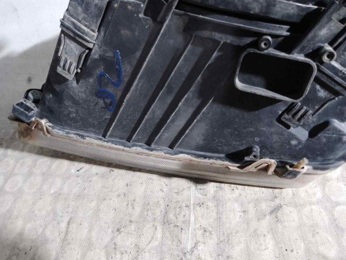 FARO DERECHO FORD FOCUS SPORTBREAK (CB4) 