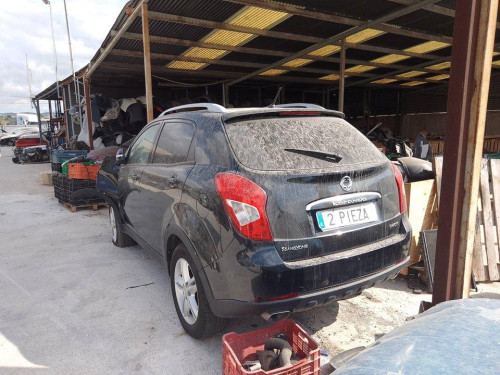 SSANGYONG KORANDO — vehículo donante para recambios 