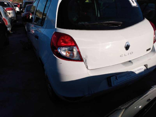  RENAULT CLIO III 