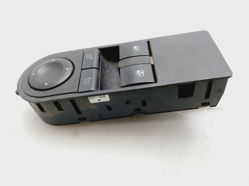 MANDO ELEVALUNAS DELANTERO IZQUIERDO Opel ASTRA H BERLINA 