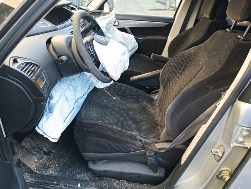 CITROEN C4 PICASSO — vehículo donante para recambios 