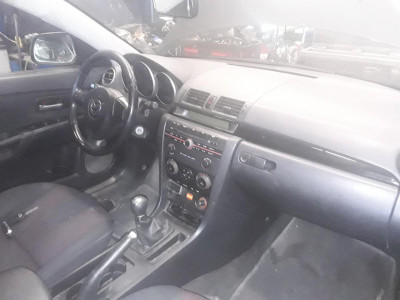 MAZDA 3 BERLINA (BK)