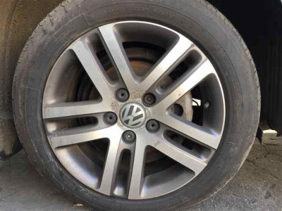 VOLKSWAGEN TOURAN (1T2)